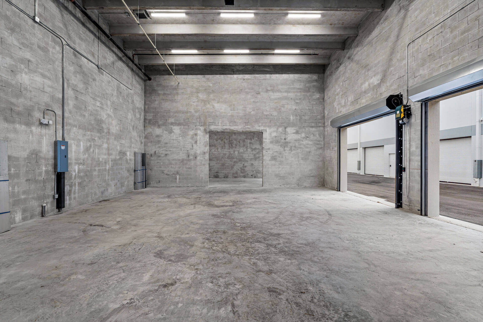 Cars storage in Fort Lauderdale